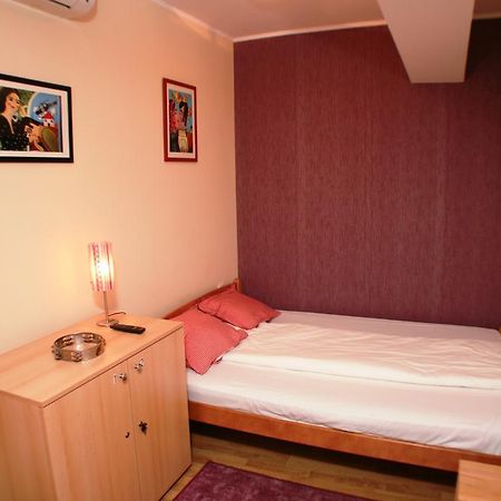Hostel Jasmin Belgrád Kültér fotó